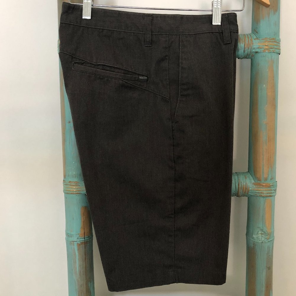 Volcom Monty Shorts Size 31